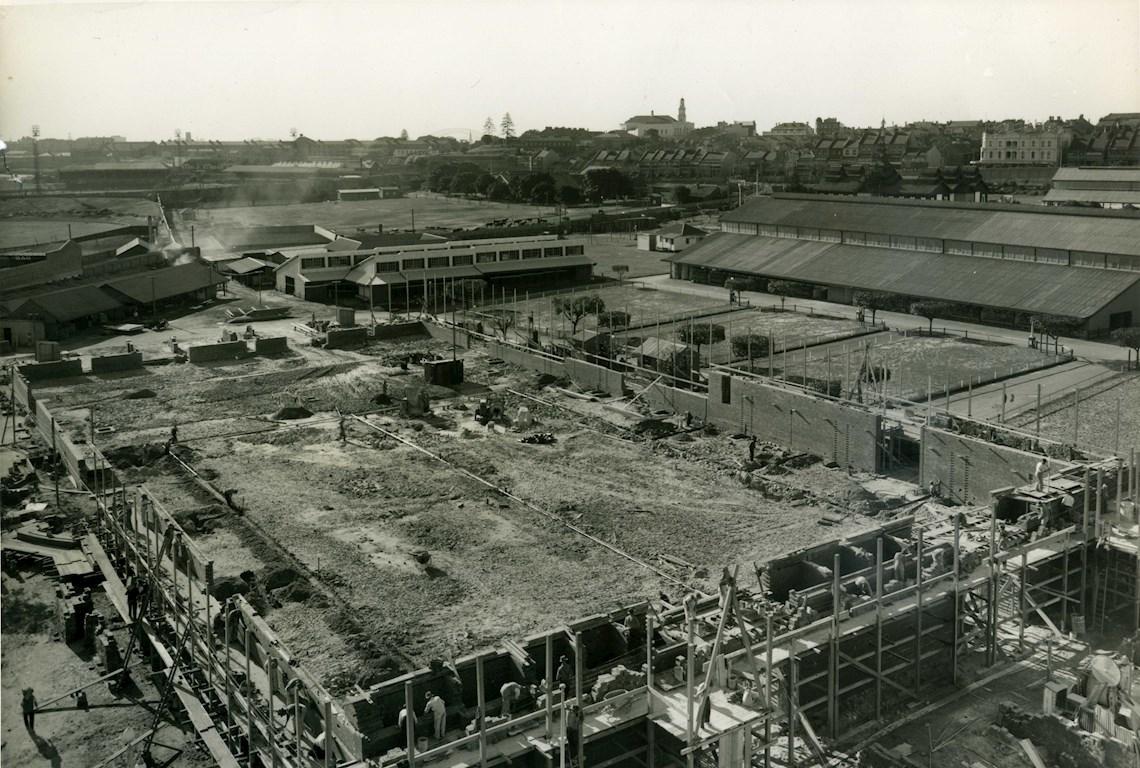 Construction 1937 - Photo